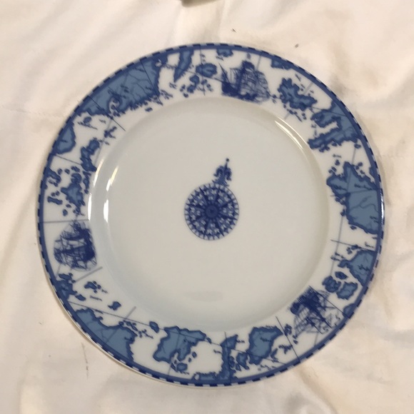 - Beautiful vista Alegre bread plate 7 inch diameter set of 4 Euc - Picture 2 of 5